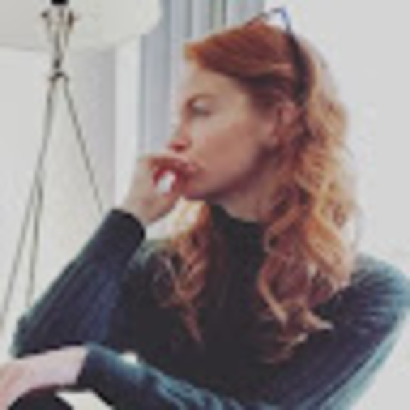 Meet your Posher, Ashley - Picture 1 of 1